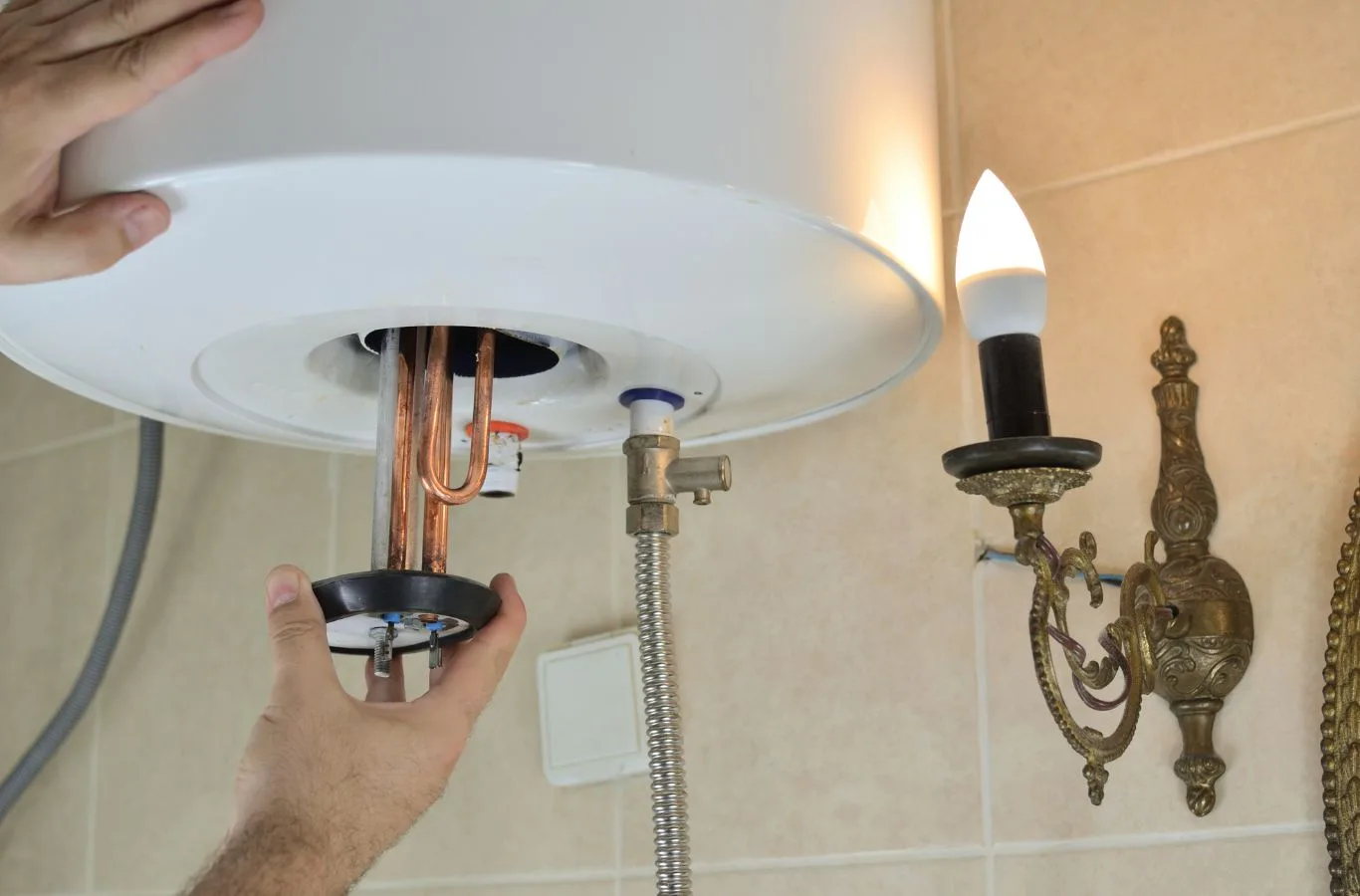 A professional from MPH Boilers upgrading a heating system in Cardenden, highlighting the benefits of an energy-efficient boiler installation.